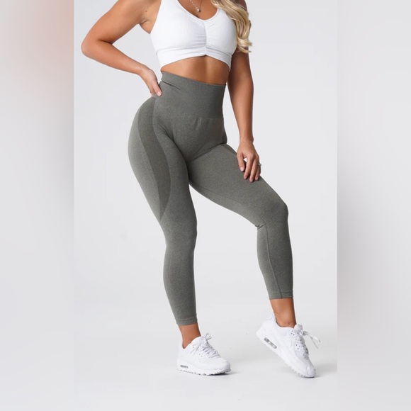 NWT NVGTN Khaki Green Contour Seamless Legging - Picture 3 of 8
